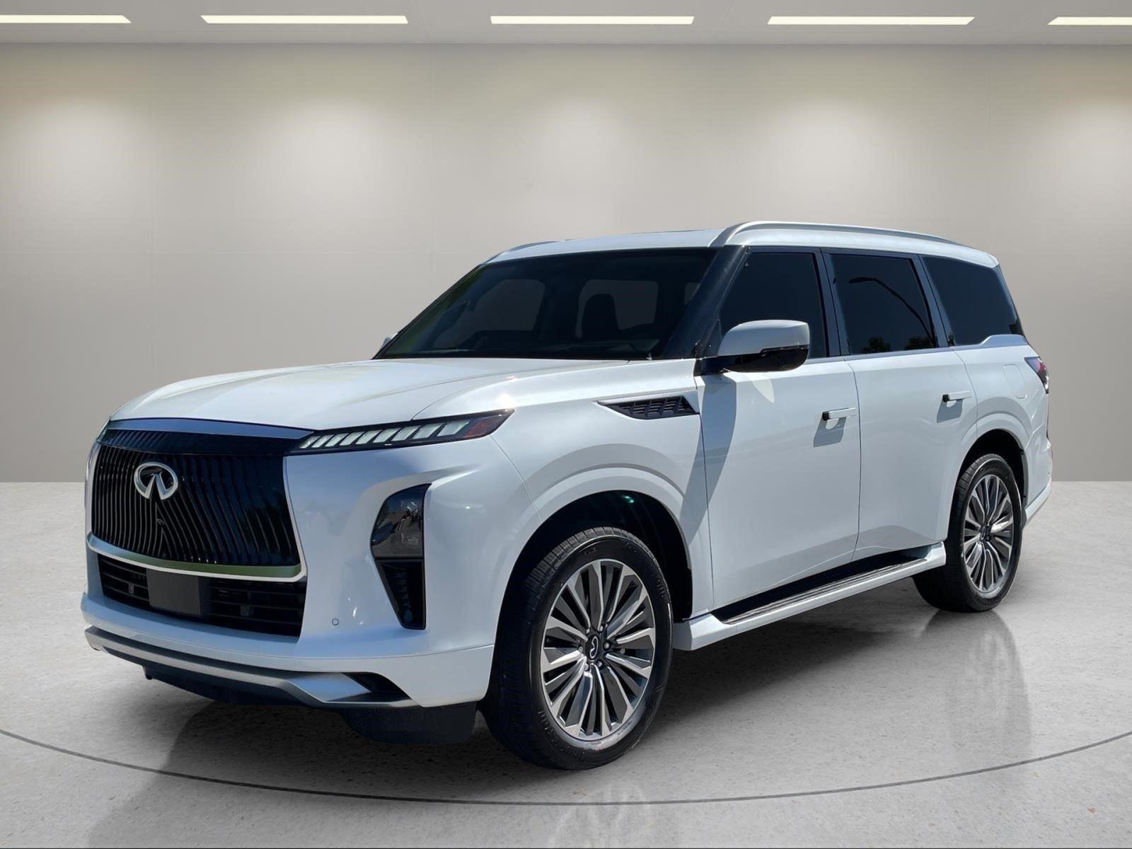 New 2026 RADIANT WHITE INFINITI Luxe 2WD image 1