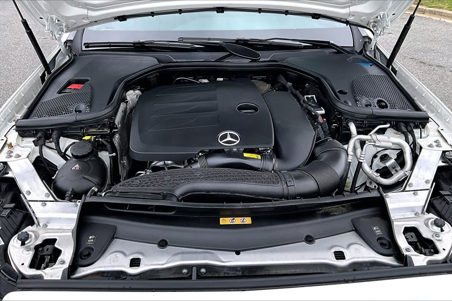 Used 2022 Polar White Mercedes-Benz E 350 image 32