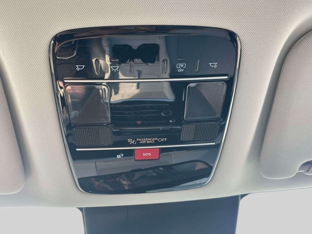 Certified Used 2025 Silver Hyundai SE image 30