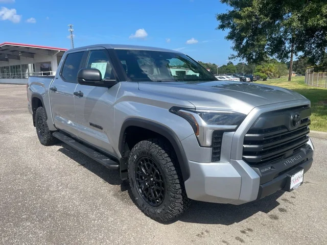 New 2026 Toyota Tundra SR5 4D CrewMax