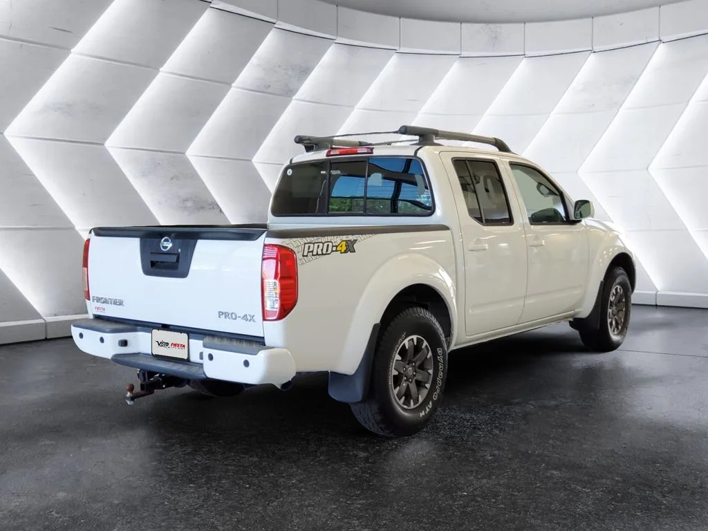 Used 2016 White Nissan PRO-4X image 4