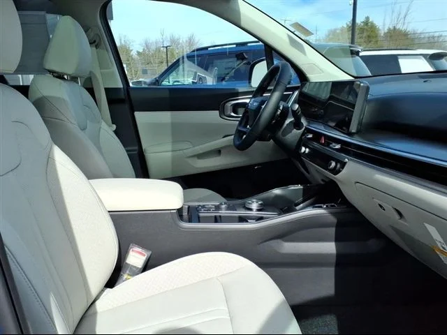 New 2026 Green Kia EX image 7