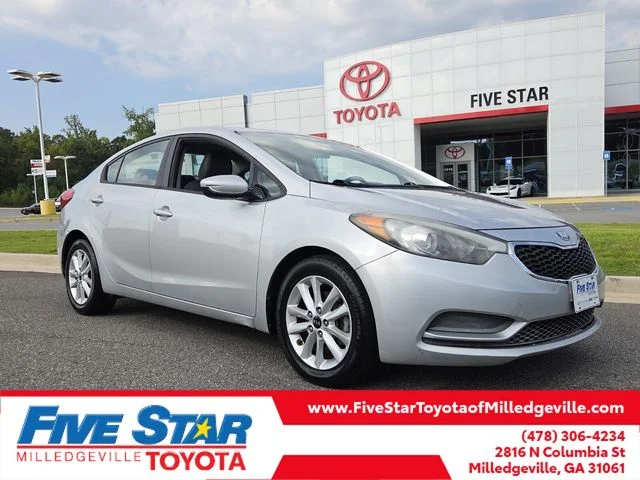 Used 2015 Silver Kia LX image 1