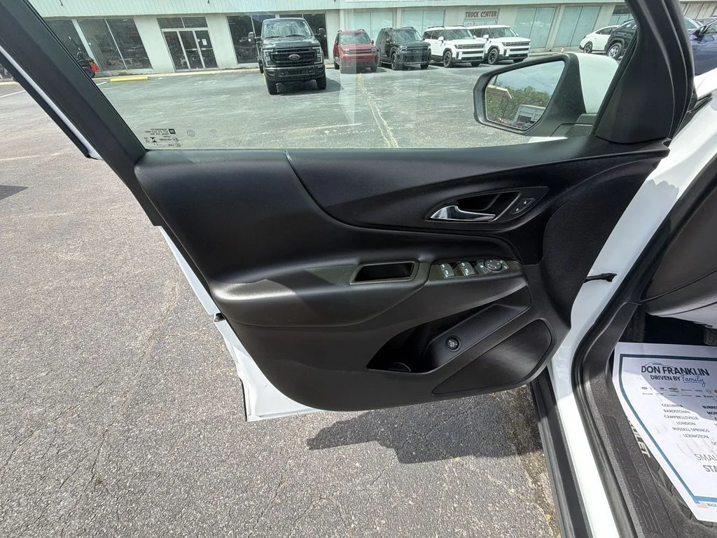 Used 2024 White Chevrolet LT image 13