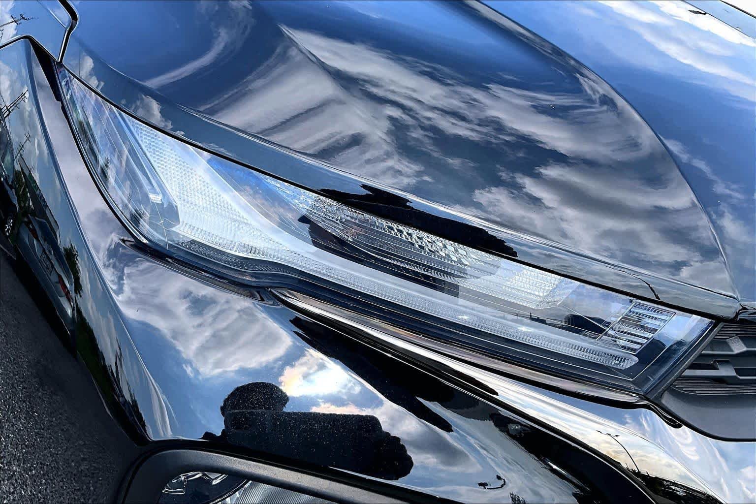 Used 2021 Mosaic Black Metallic Chevrolet ACTIV image 28