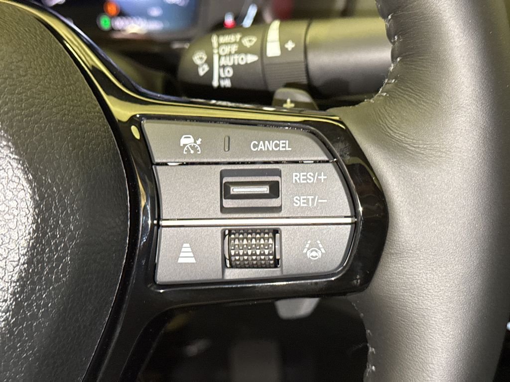 New 2026 Urban Gray Pearl Honda Touring image 32