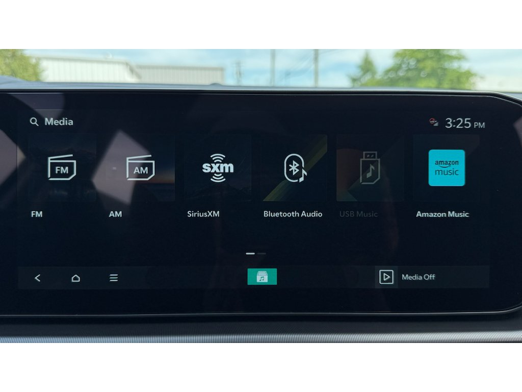 New 2026 Glacial White Pearl Kia EX image 16