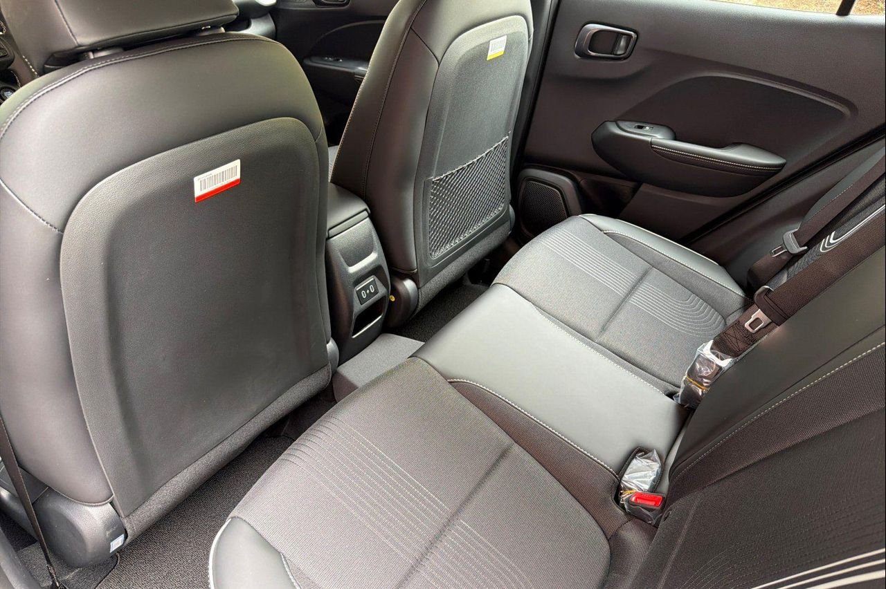 New 2026 Gray Hyundai SEL w/Two-Tone Roof image 14