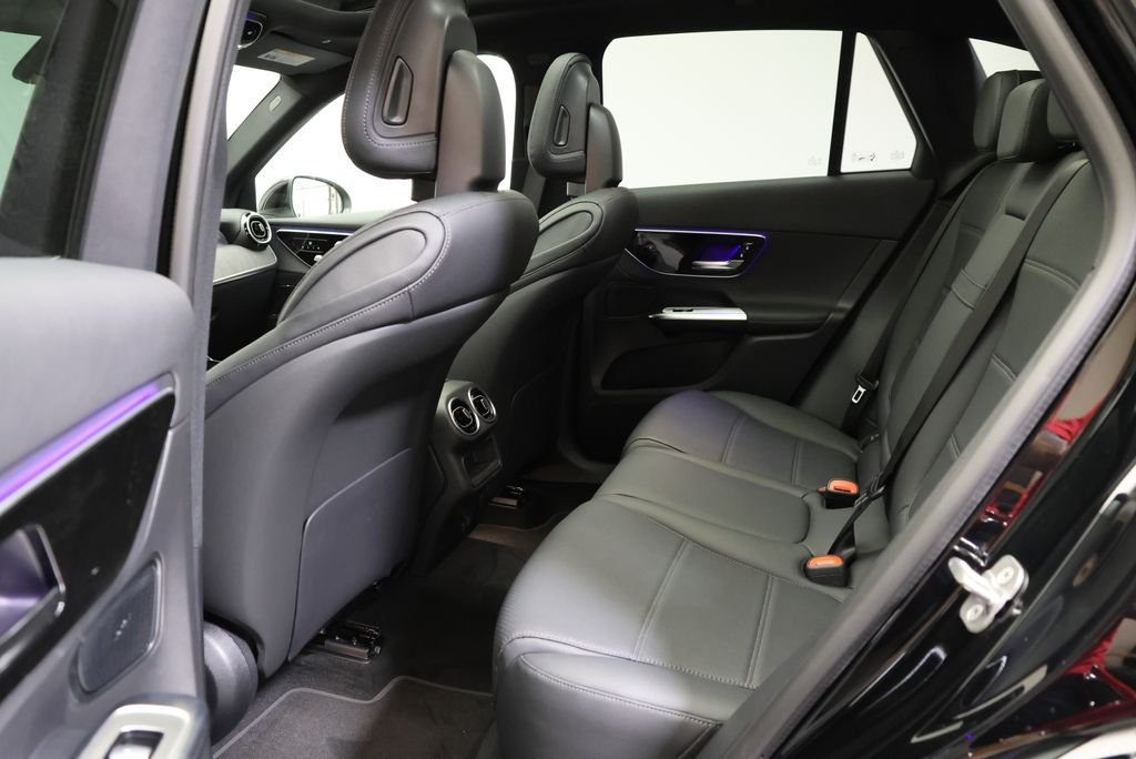 Used 2026 Black Mercedes-Benz GLC 300 image 42