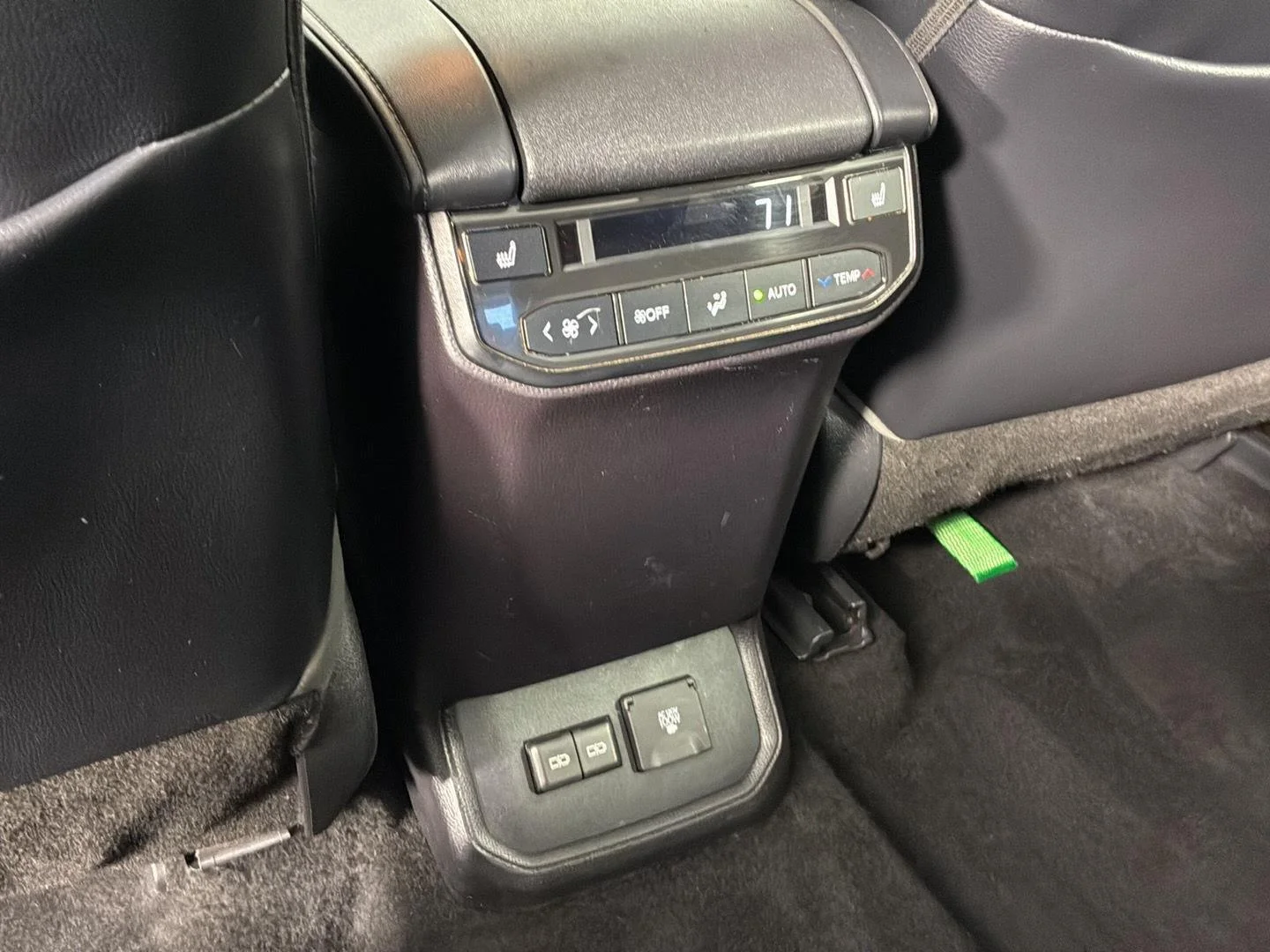 Used 2022 Celestial Silver Metallic Toyota Platinum image 18