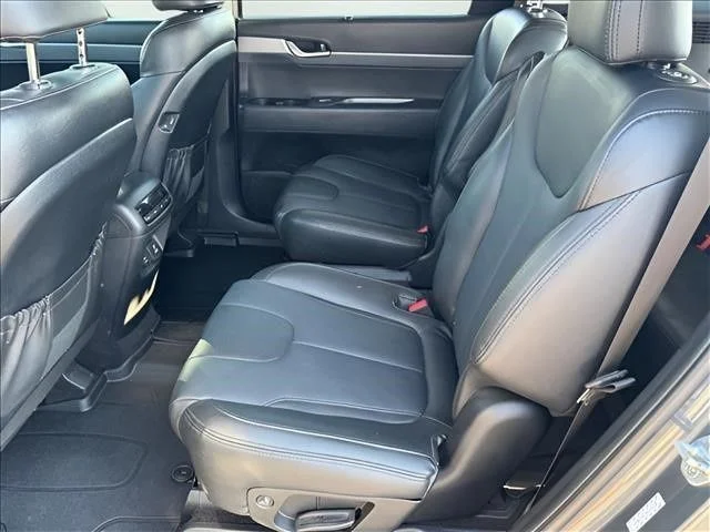 Used 2022 Gray Hyundai SEL image 10