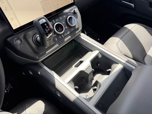New 2026 Santorini Black Land Rover V8 image 24