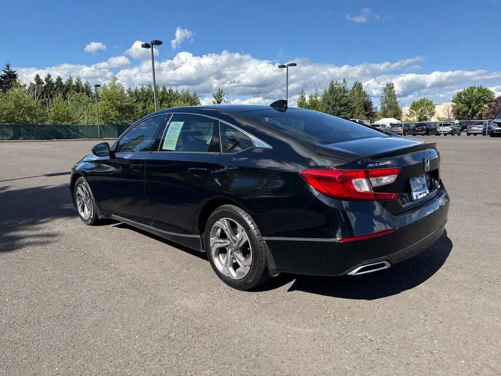 Used 2018 Crystal Black Pearl Honda EX-L 2.0T image 5