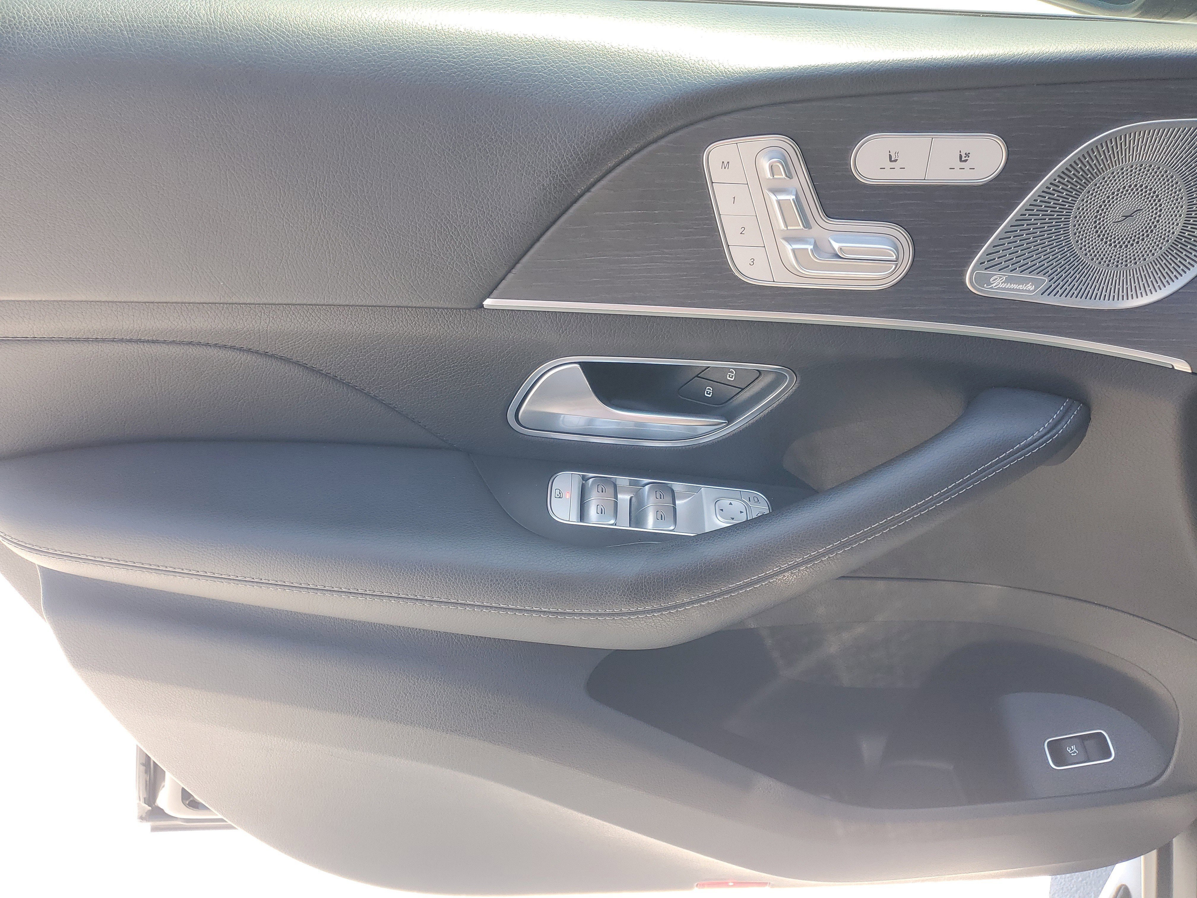 Used 2022 Black Mercedes-Benz GLE 350 image 19