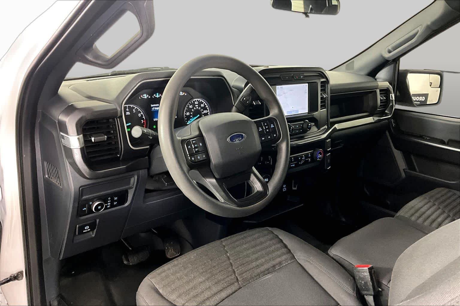 Used 2023 Oxford White Ford XL image 16