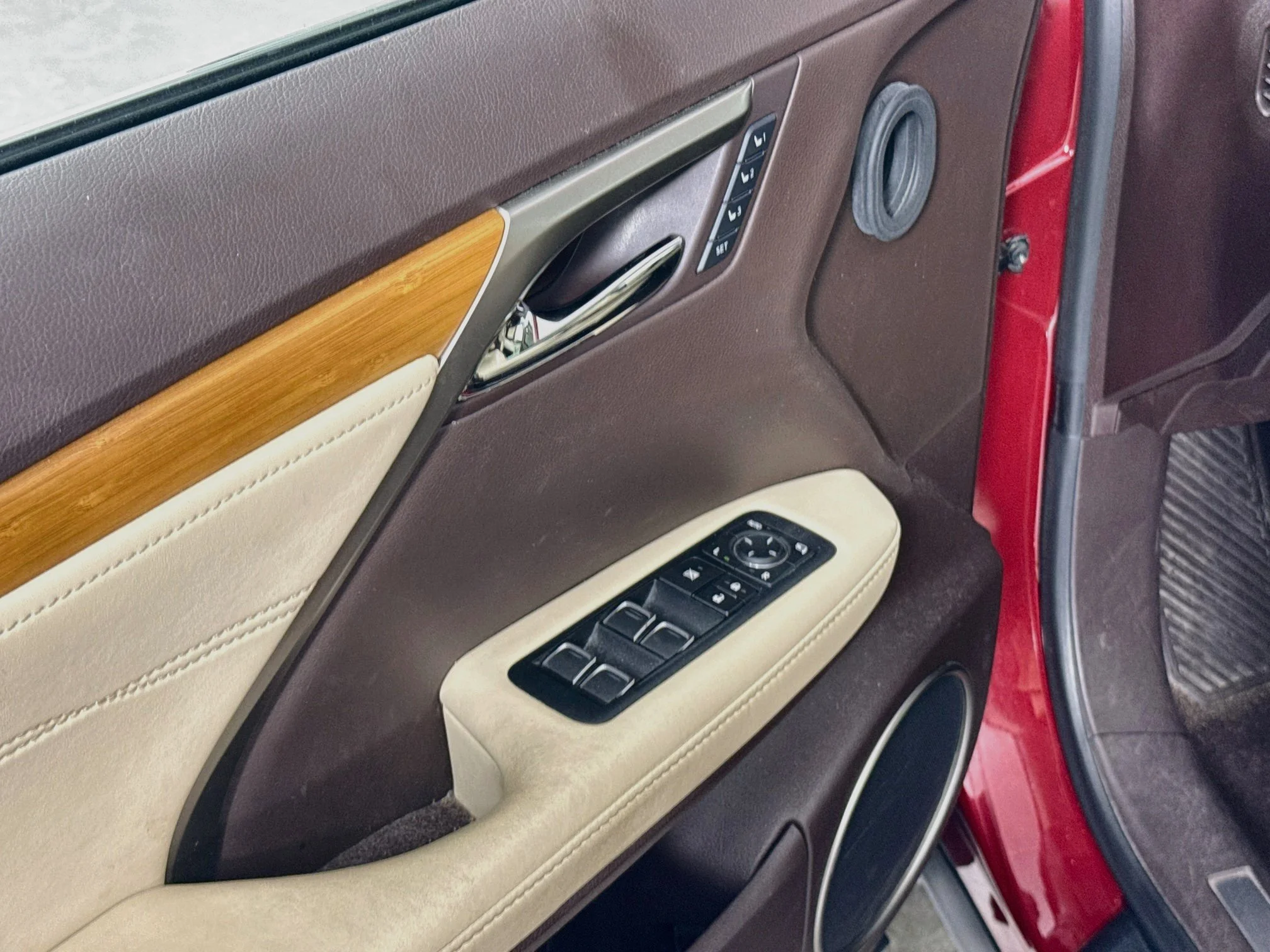 Used 2017 Matador Red Mica Lexus 350 image 20