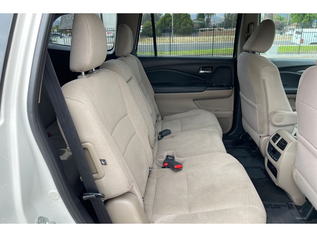 Certified Used 2018 White Diamond Pearl Honda EX image 19