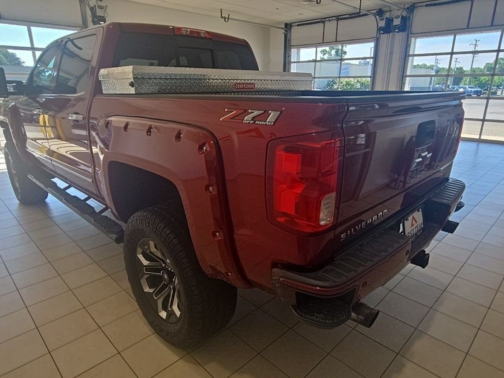 Used 2018 Red Chevrolet LTZ image 7