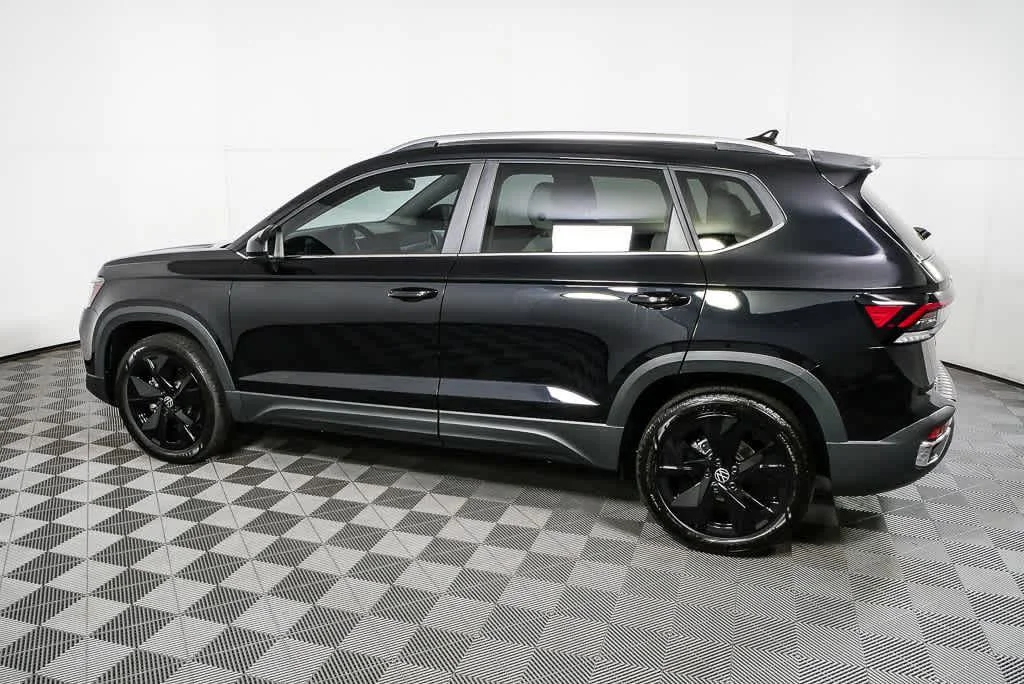 New 2026 Deep Black Pearl VOLKSWAGEN SESUN image 30