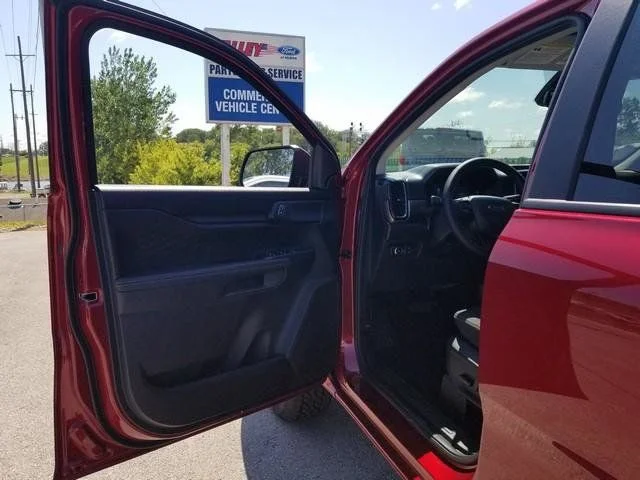 New 2026 Ruby Red Metallic Tinted Clearcoat Ford XLT image 40