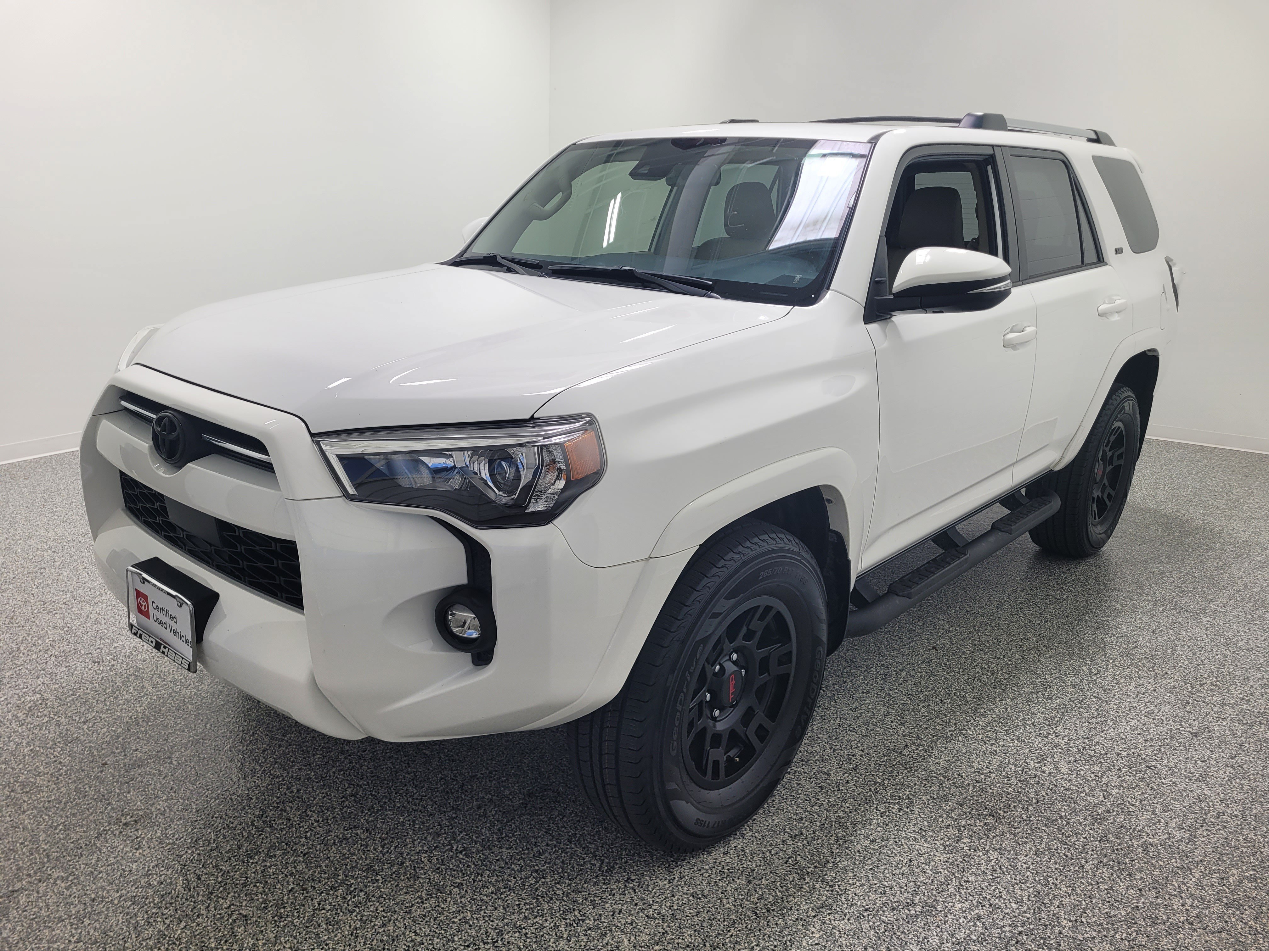 Certified Used 2022 White Toyota SR5 Premium image 2