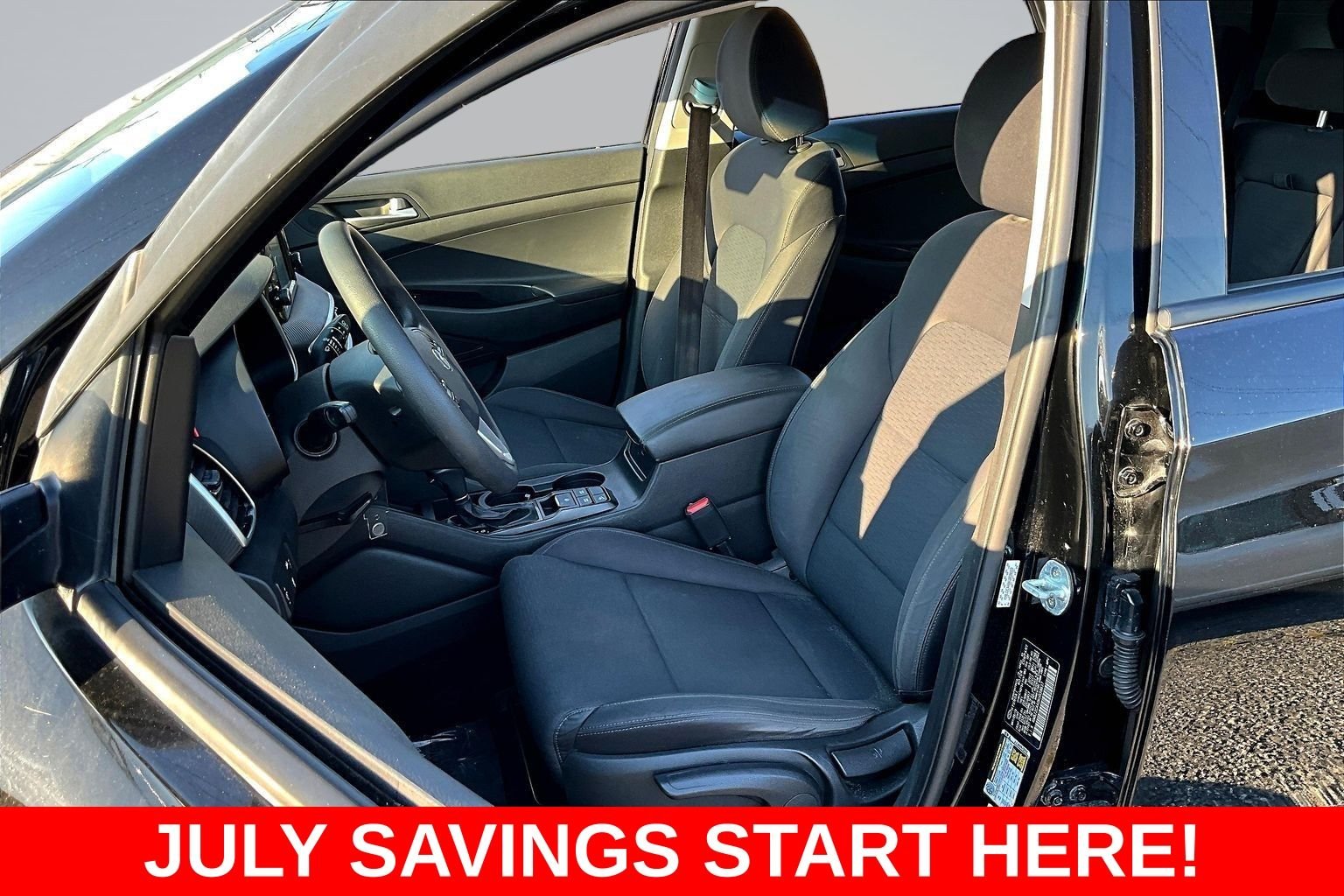 Used 2019 Black Hyundai SE image 21