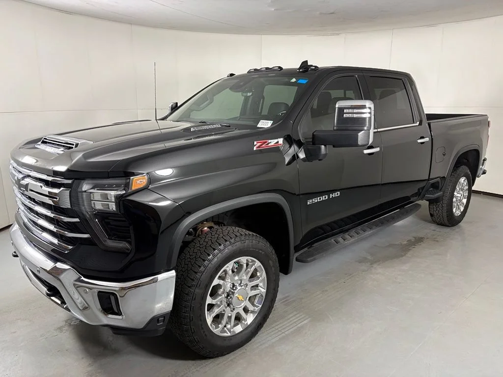 Used 2025 Black Chevrolet LTZ image 5