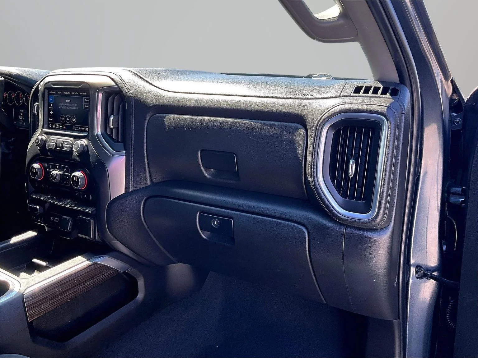 Used 2021 Gray Chevrolet LT Trail Boss image 18