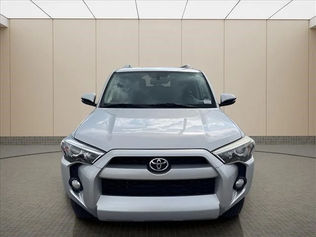 Used 2016 Silver Toyota SR5 Premium image 14