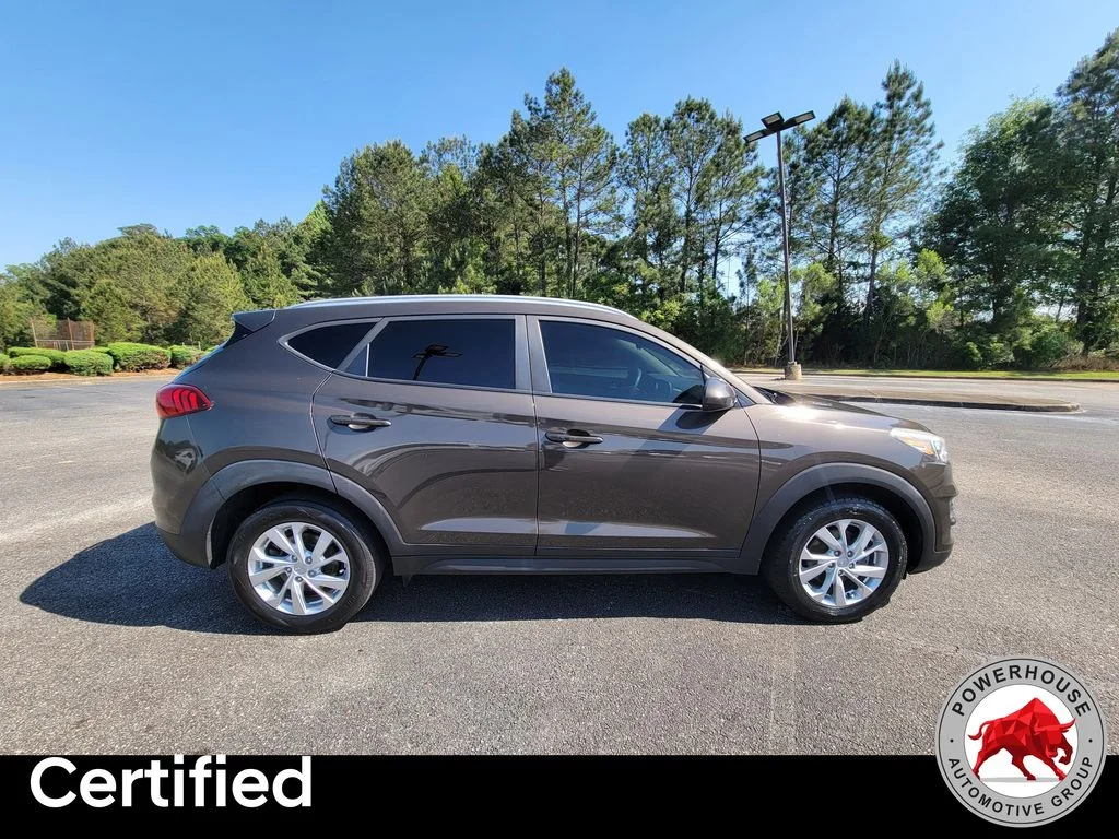 Used 2019 Green Hyundai Value image 7