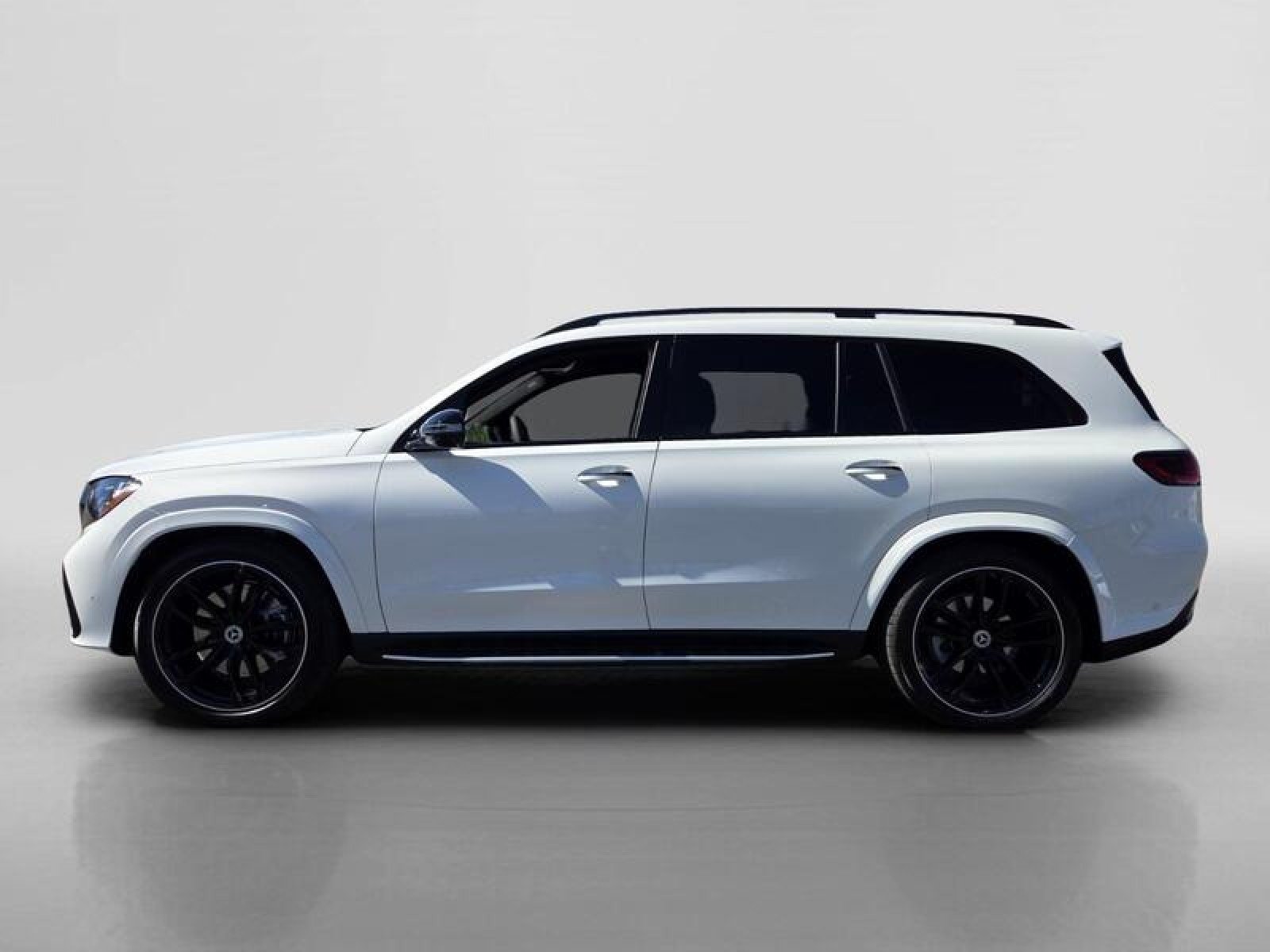 New 2027 Polar White Mercedes-Benz GLS 450 4MATIC® SUV image 2