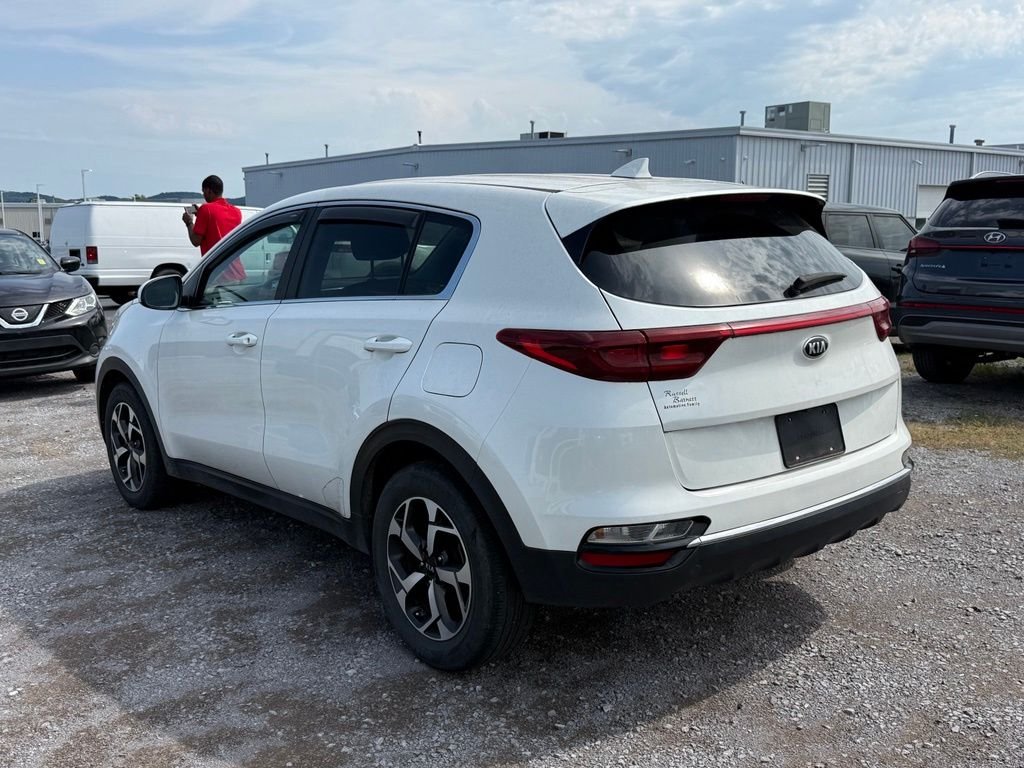 Used 2021 White Kia LX image 17