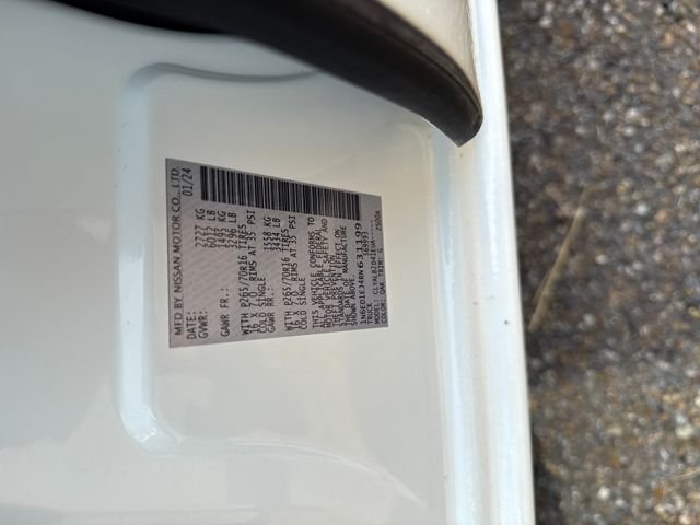 Used 2024 White Nissan SV image 27