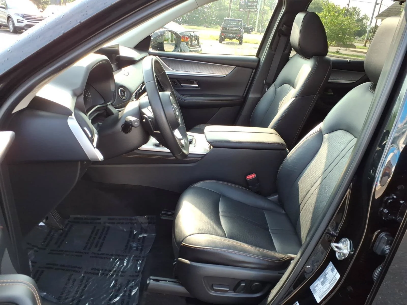 Used 2025 Jet Black Mica Mazda Preferred Package image 4