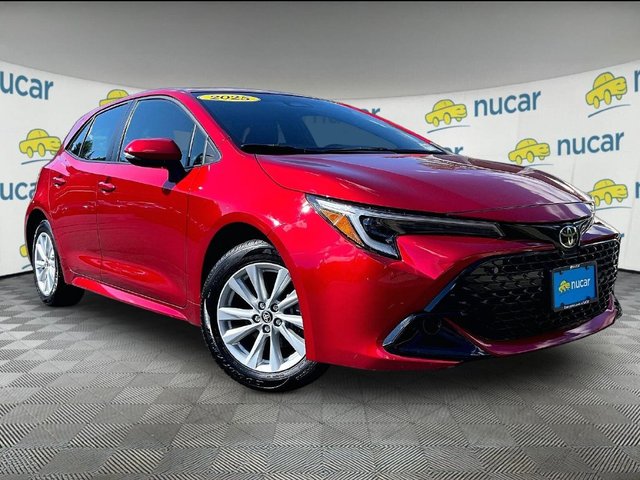 2025 Toyota Corolla Hatchback SE