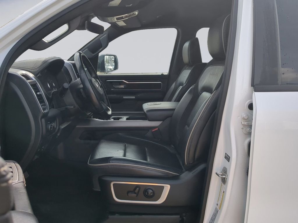 Used 2023 Off-white Ram Laramie image 12