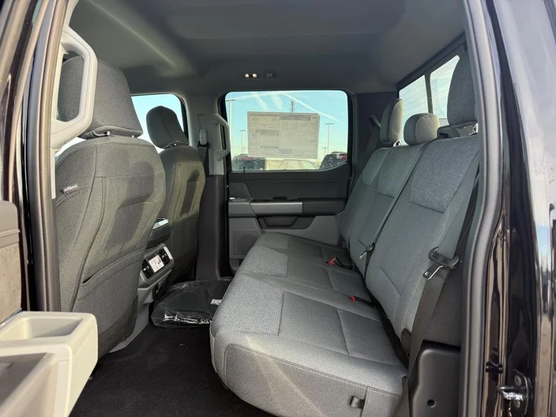 New 2026 Agate Black Metallic Ford XLT 4WD SuperCrew 5.5
