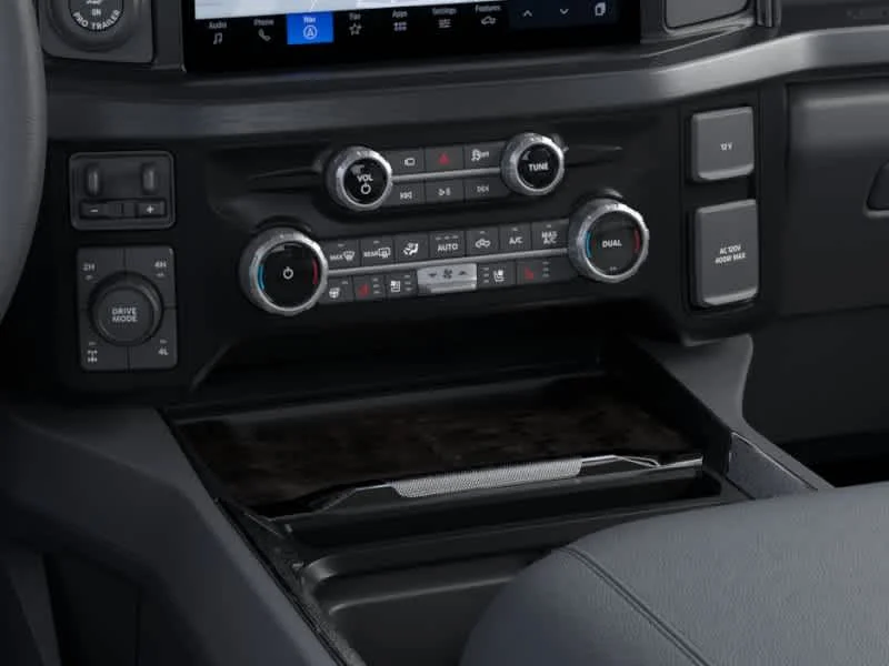 New 2026 Star White Metallic Tri-Coat Ford F-250® Lariat® image 15
