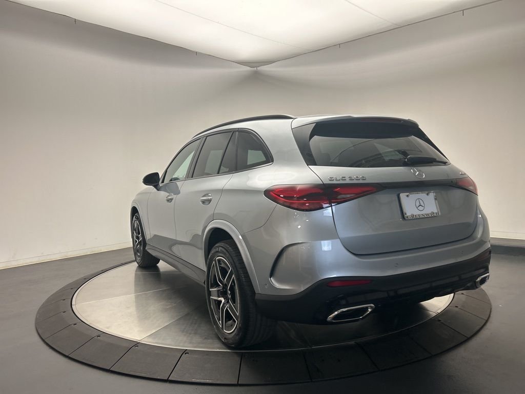 Certified Used 2026 Cirrus Silver Metallic Mercedes-Benz GLC 300 image 5