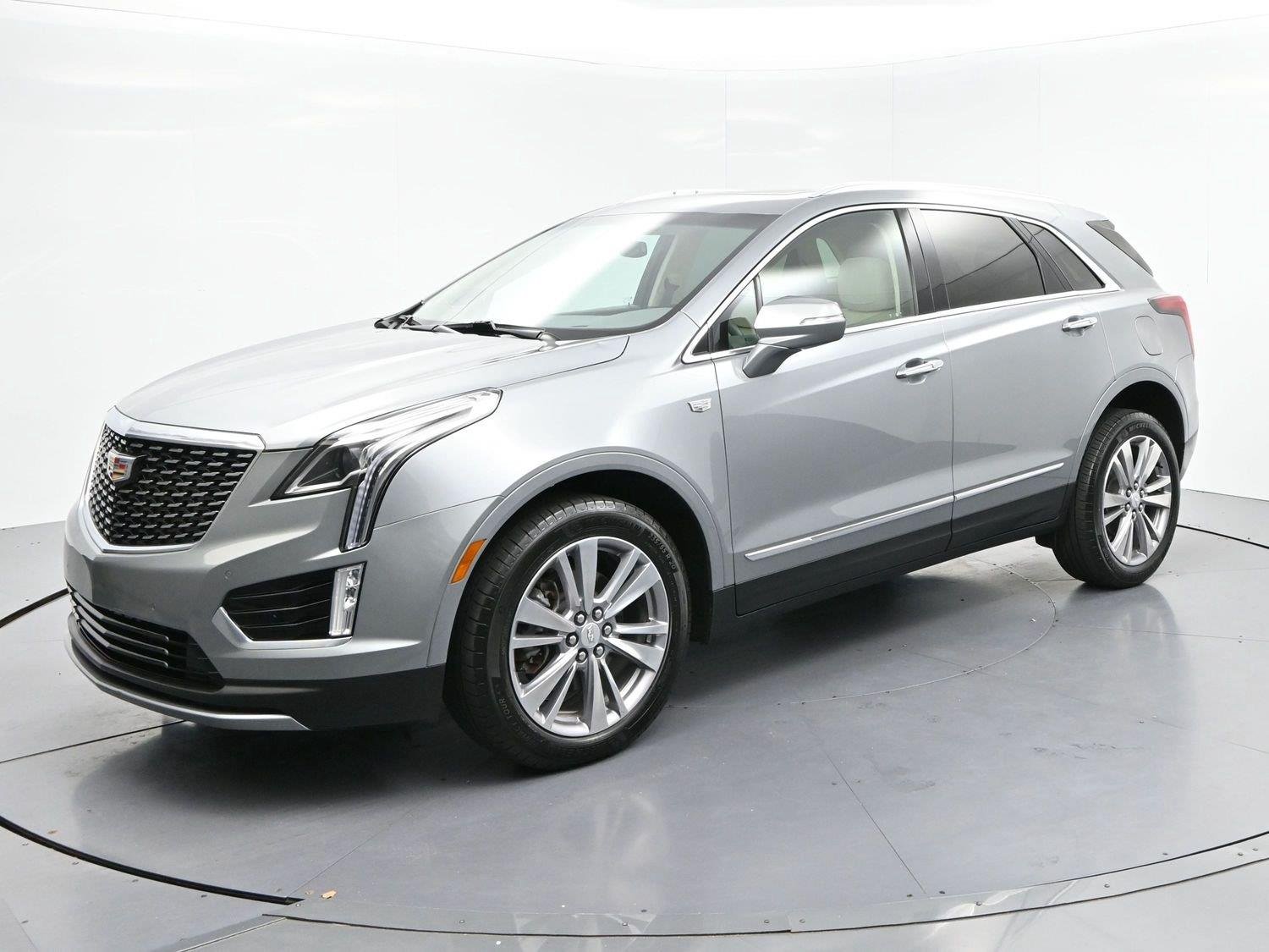 Used 2024 Argent Silver Metallic Cadillac Premium Luxury image 3