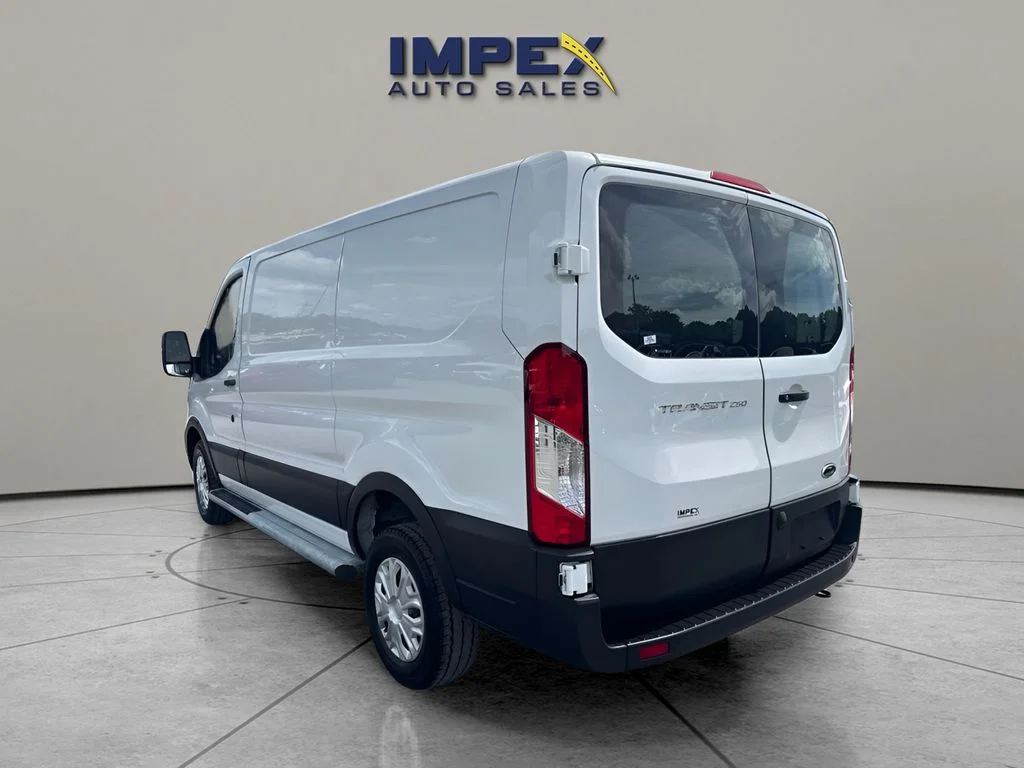 Used 2025 White Ford Base image 2