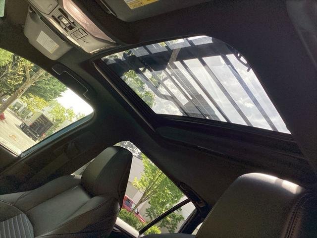 Certified Used 2022 CAVALRY BLUE W/BLK Toyota  image 4