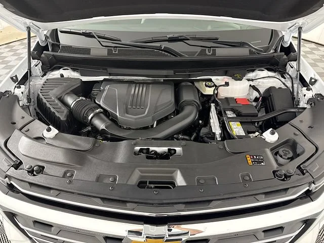 New 2026 Summit White Chevrolet LT image 30