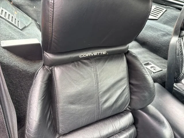 Used 1991  Chevrolet Base image 21