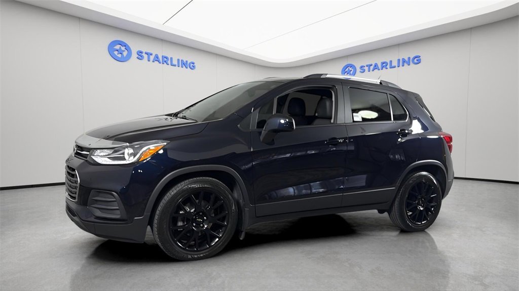 Used 2021 Chevrolet Trax LT with VIN KL7CJLSM5MB366488 for sale in Mount Pleasant, SC