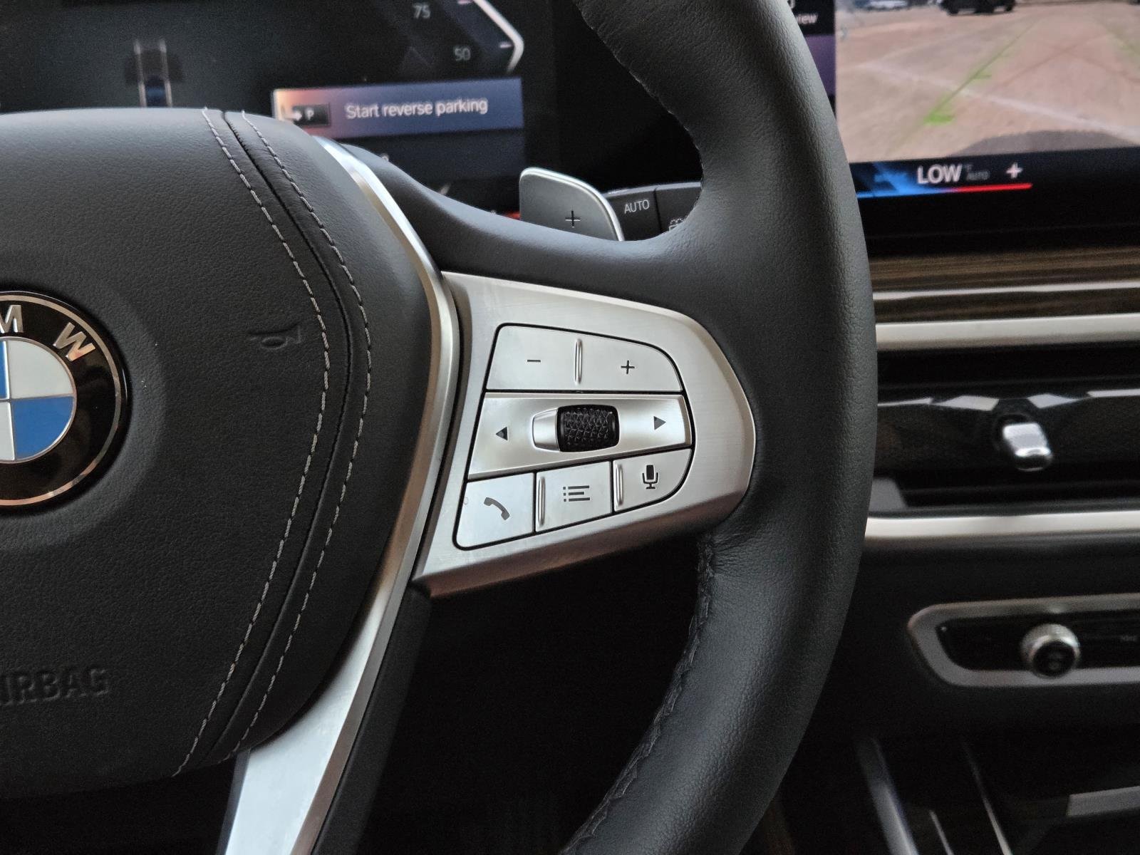 Used 2023 Black Sapphire Metallic BMW xDrive40i image 20