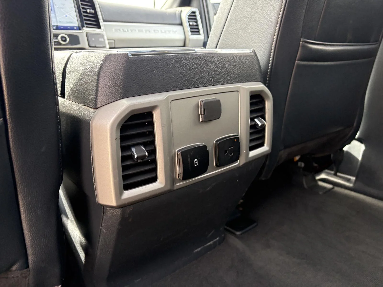 Used 2022 Race Red Ford Lariat image 19