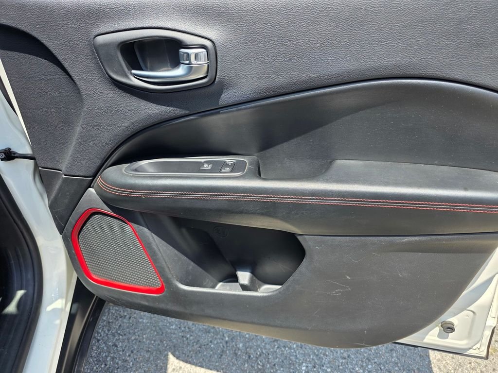 Certified Used 2020 White Jeep Trailhawk image 25