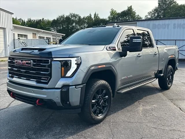 Used 2025 Silver GMC AT4 image 5