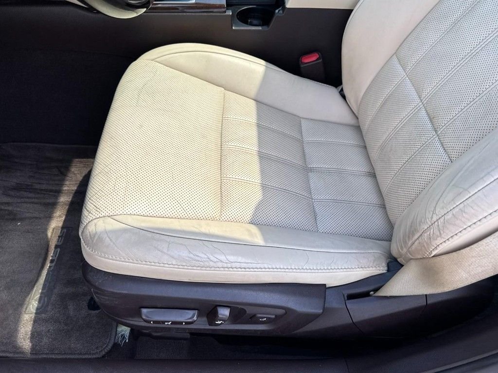 Used 2016 Obsidian Lexus 350 image 15